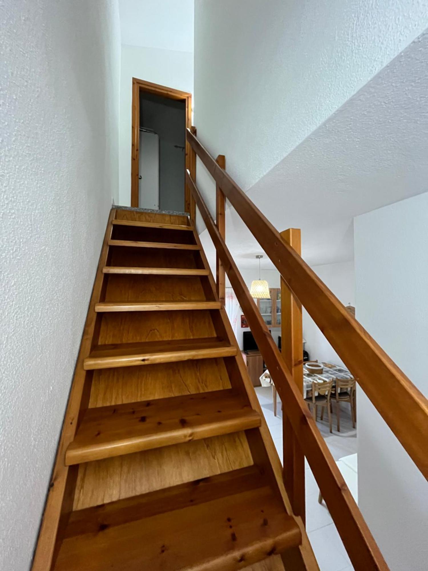 Casa Sviluppata Su Due Piani Con Doppia Veranda E Parcheggio Privato San Teodoro  Exterior photo
