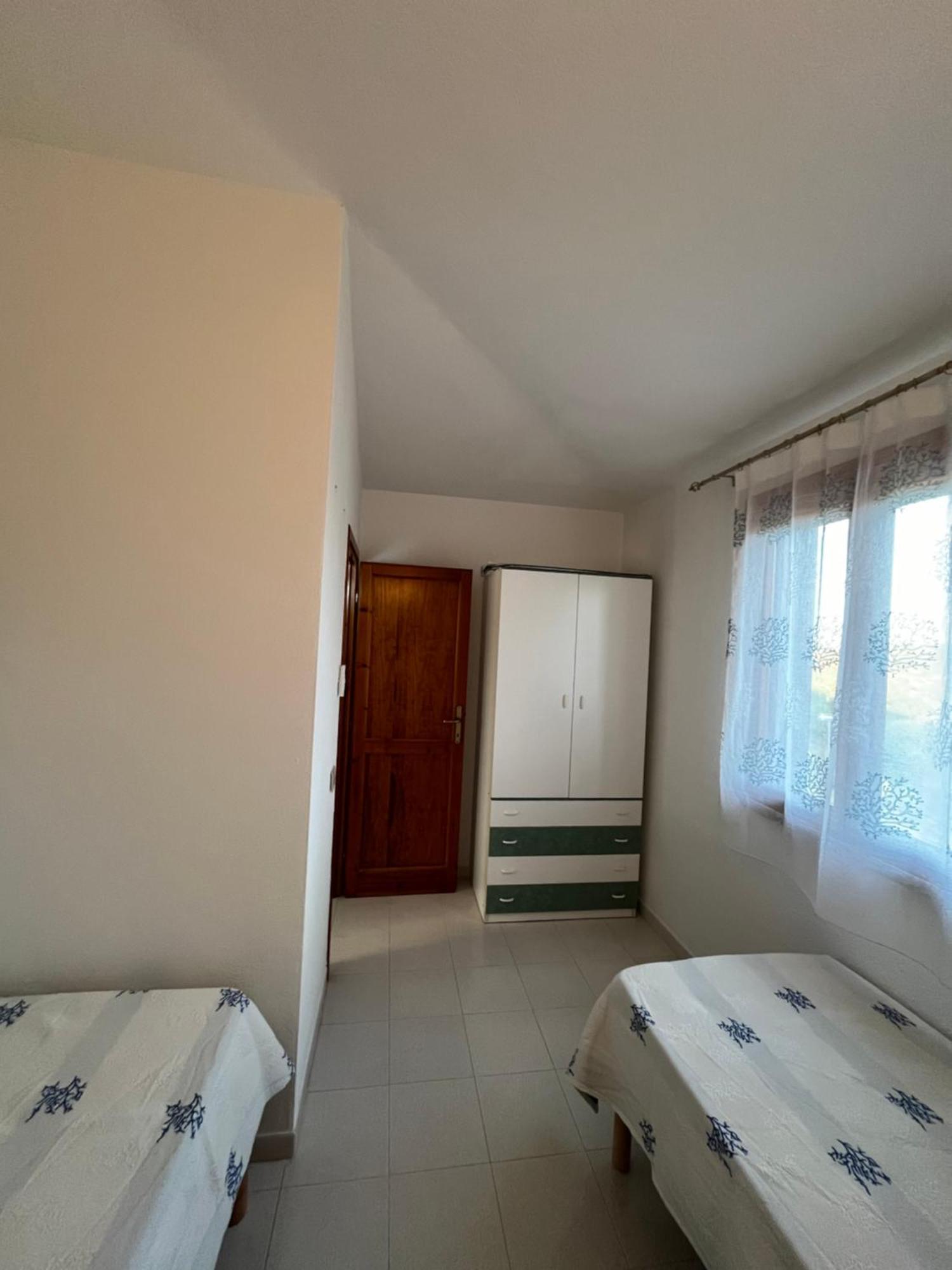 Casa Sviluppata Su Due Piani Con Doppia Veranda E Parcheggio Privato San Teodoro  Exterior photo